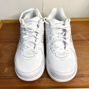 NEW IN BOX New Balance Mens White Sneakers, Marche Walking Shoe, size 8.5 Wide